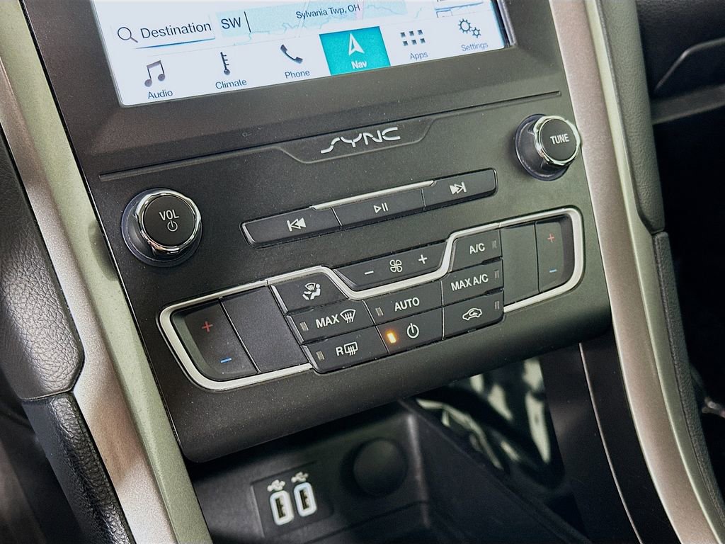 Used 2019 Ford Fusion SE image 22