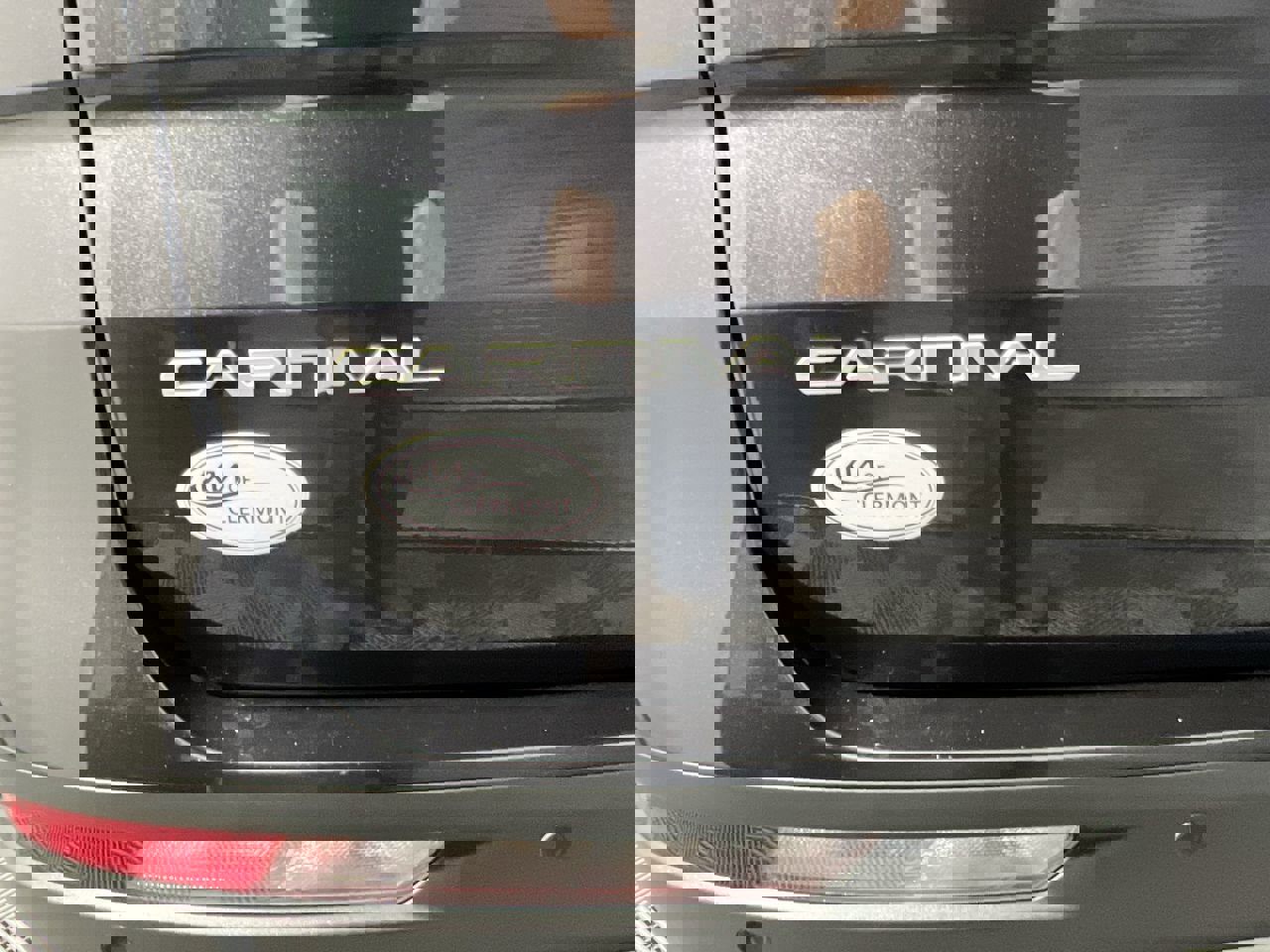 Certified 2024 Kia Carnival SX Prestige image 5