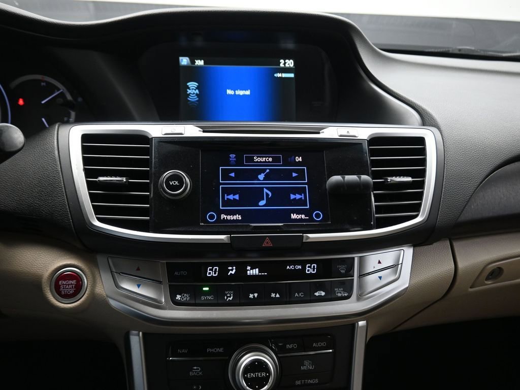 Used 2013 Honda Accord Touring image 8