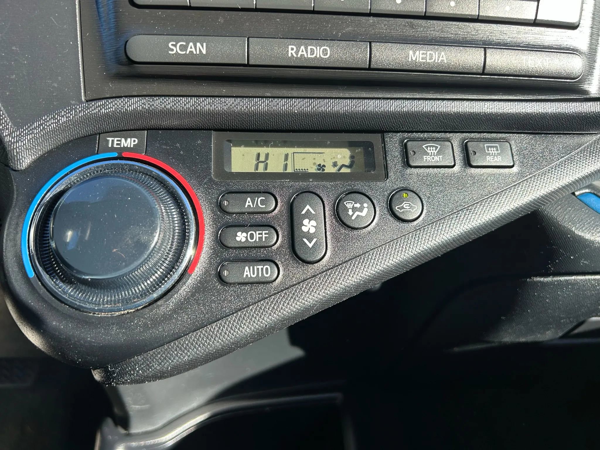 Used 2013 Toyota Prius C One image 20