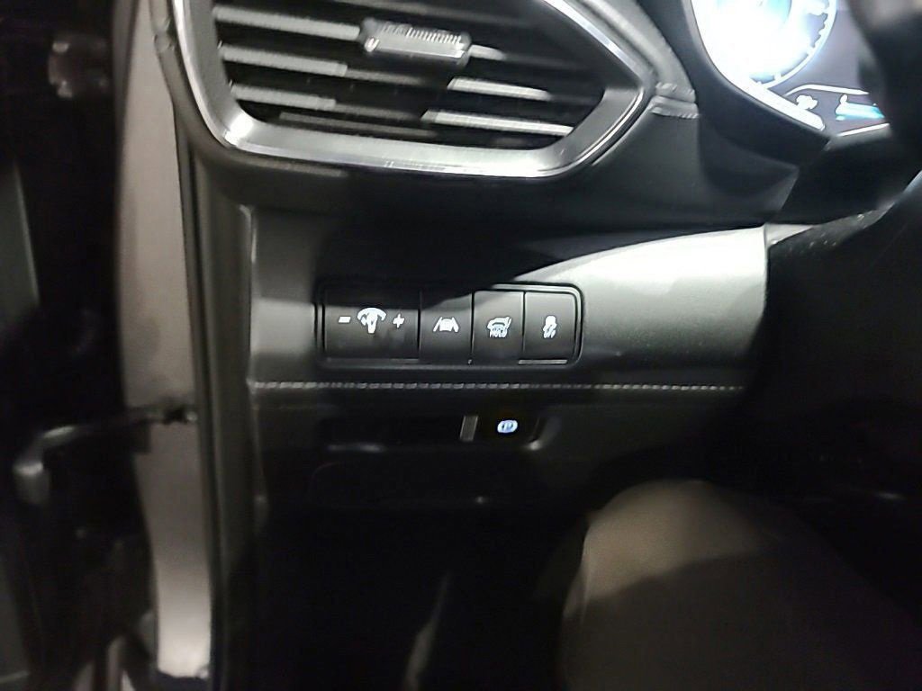 Certified 2022 Hyundai Santa Fe Limited w/ Cargo Package image 13