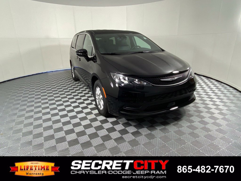 New 2027 Chrysler Pacifica LX