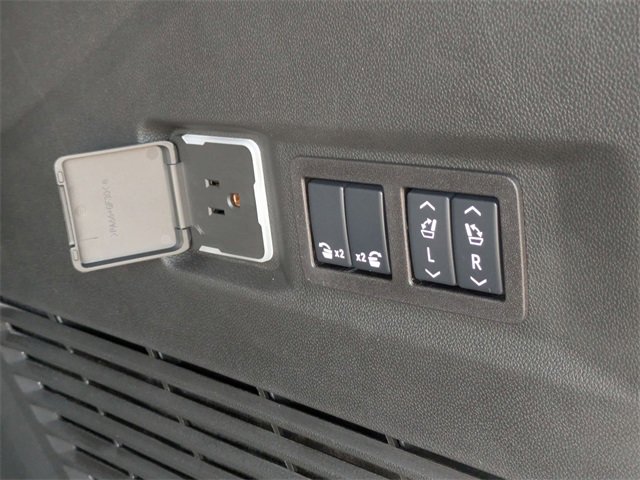 New 2026 Chevrolet Tahoe High Country image 36