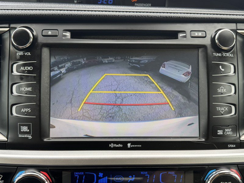 Used 2015 Toyota Highlander Limited Platinum AWD/4WD image 24