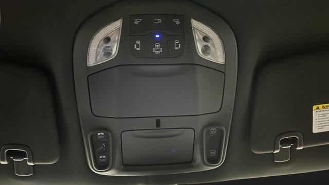 Used 2024 Chrysler Pacifica Premium FWD image 35