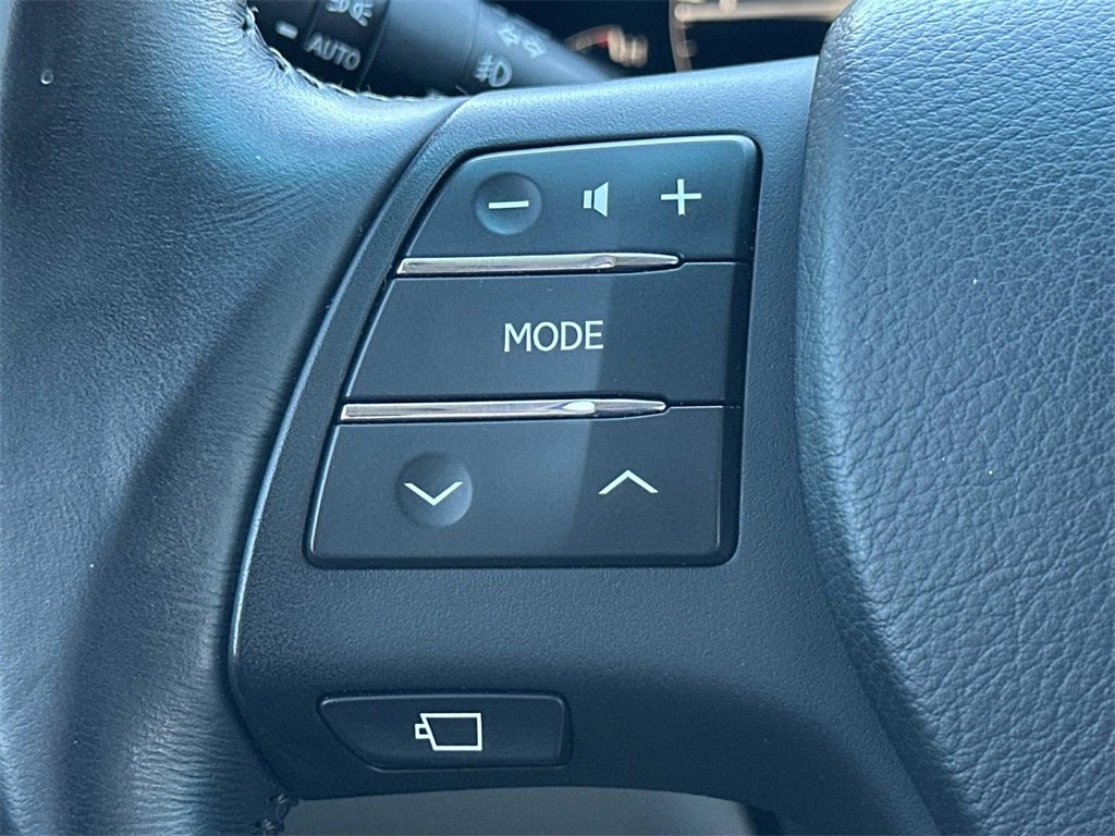 Used 2011 Lexus RX 350 2WD image 16