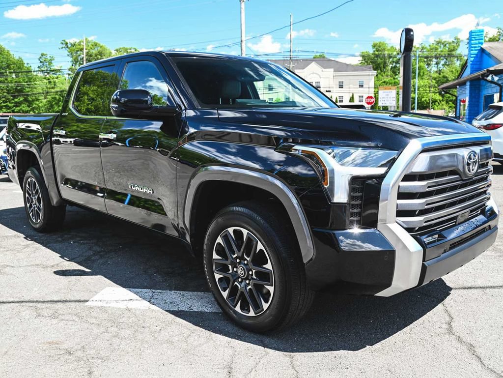 Used 2025 Toyota Tundra Limited AWD/4WD image 3