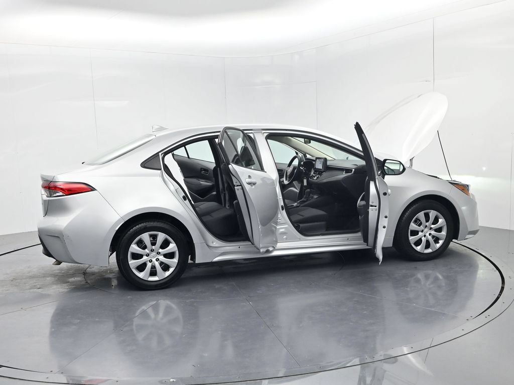 Used 2023 Toyota Corolla LE FWD image 61
