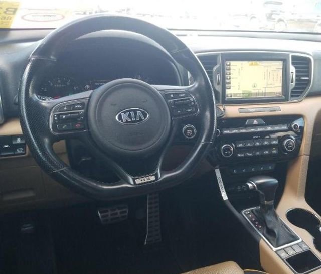 Used 2017 Kia Sportage SX image 11