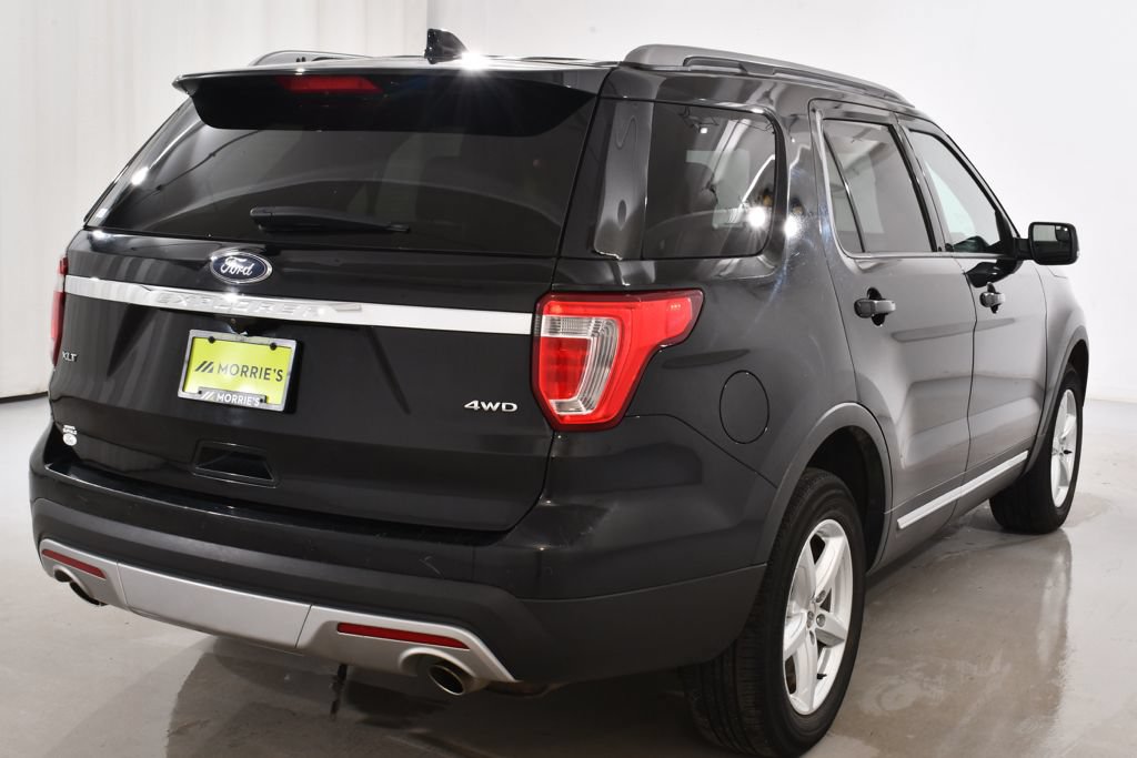 Used 2017 Ford Explorer XLT AWD/4WD image 12