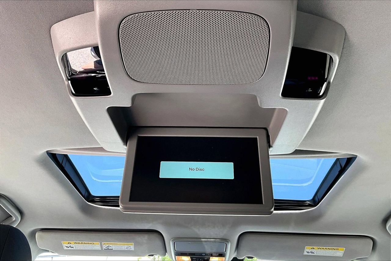 Used 2020 Honda Pilot Touring image 30