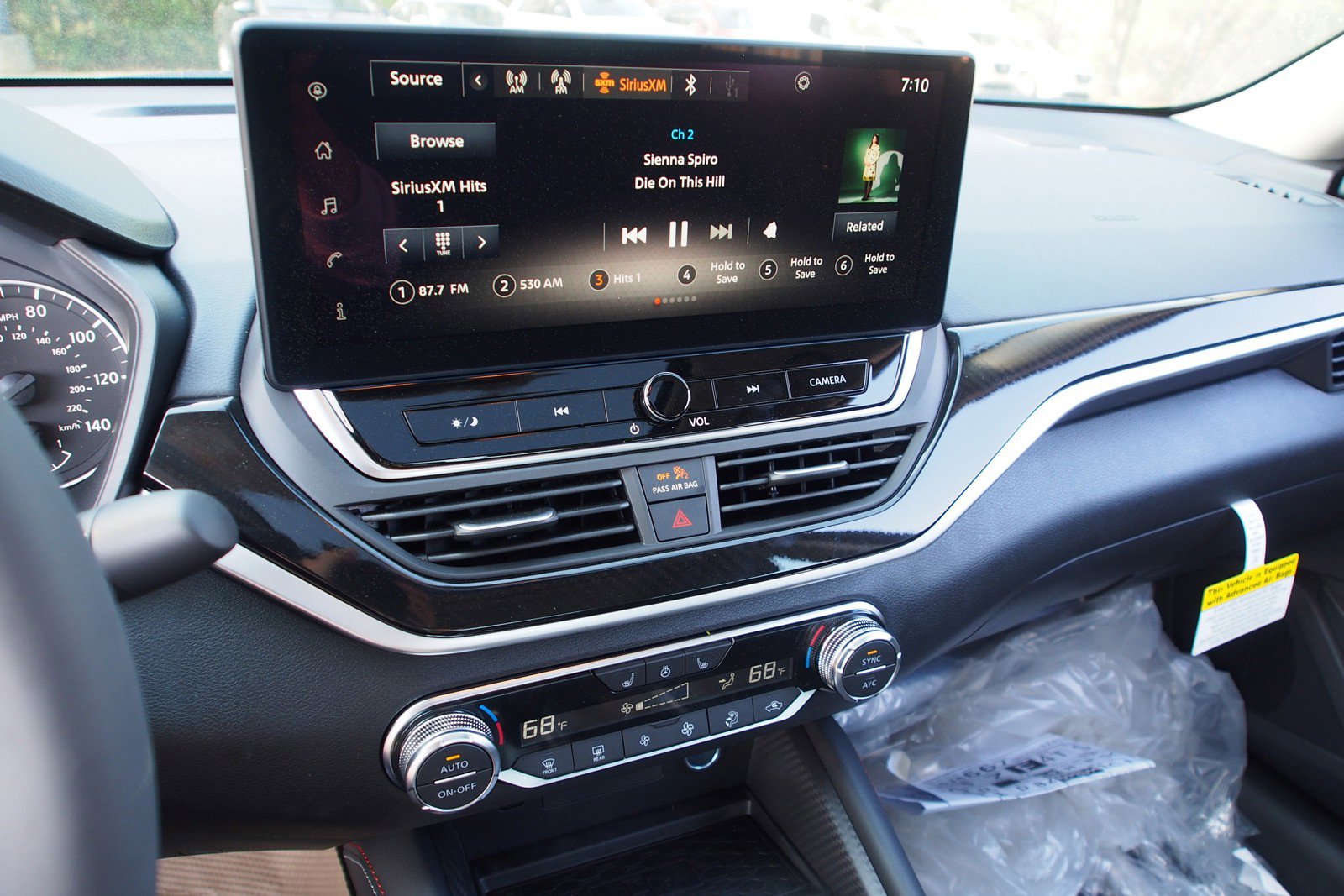 New 2026 Nissan Altima 2.5 SR w/ SR Premium Package FWD image 22