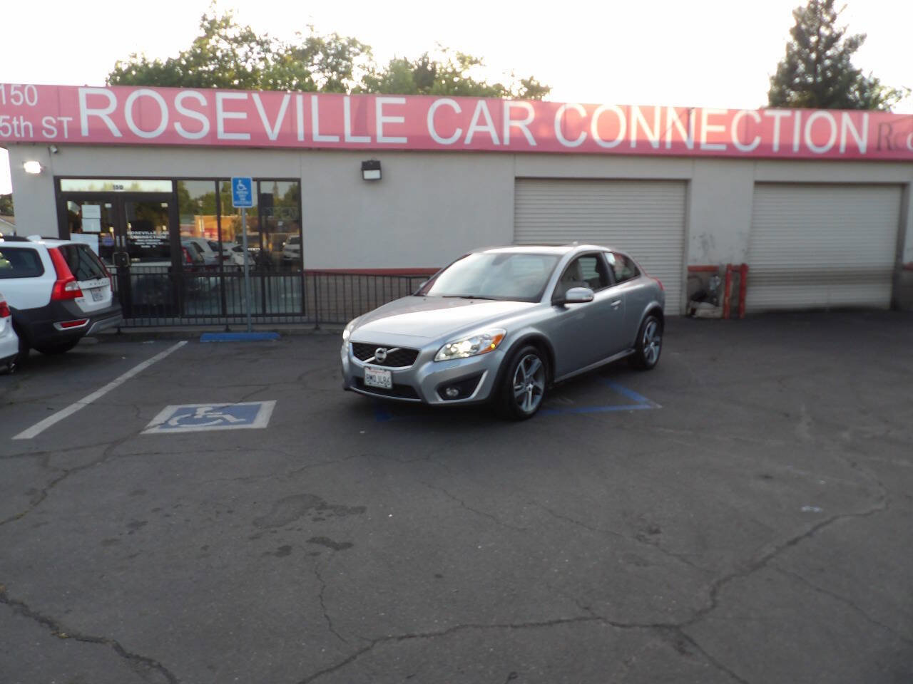 Used 2013 Volvo C30 FWD image 1