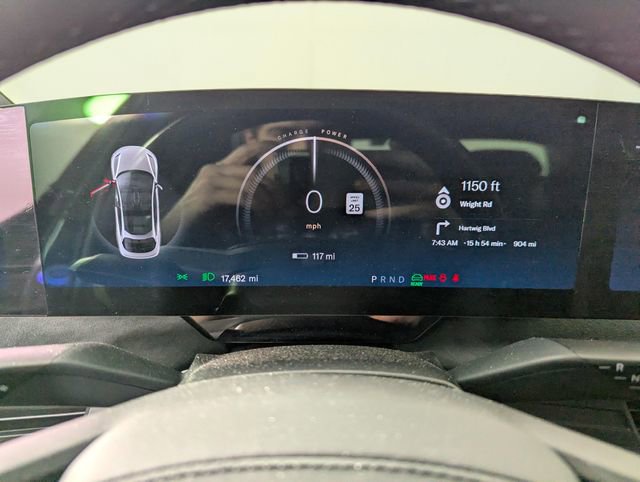 Used 2022 Lucid Air Grand Touring image 14