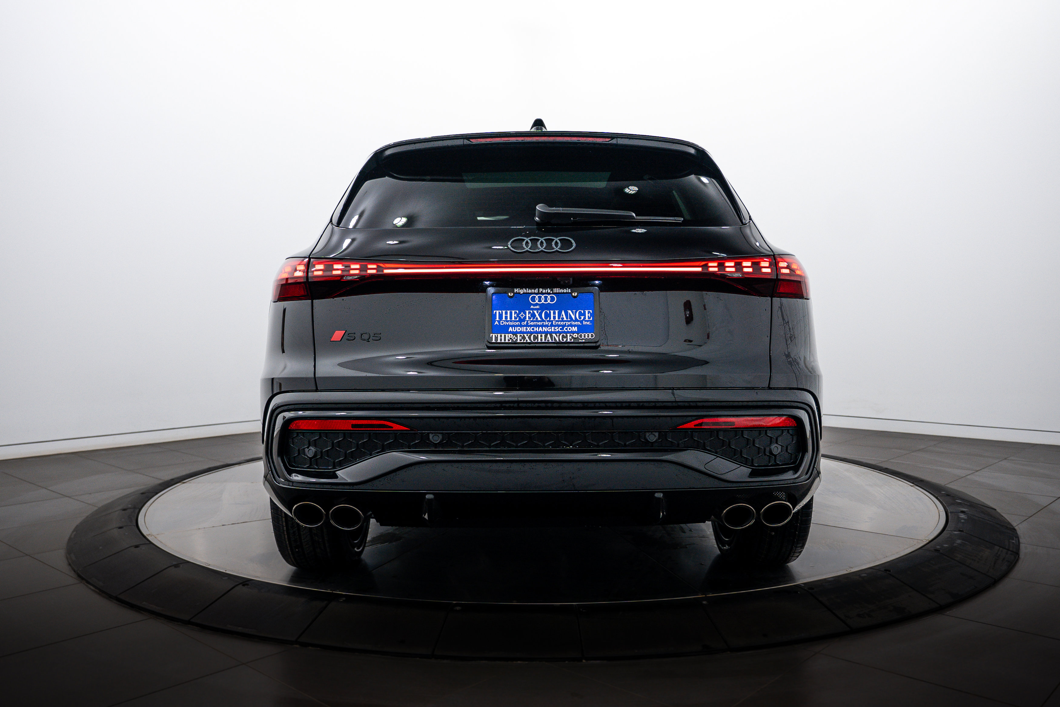 New 2025 Audi SQ5 Premium Plus image 21