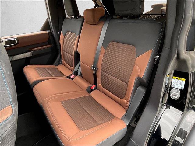 Used 2023 Ford Bronco Outer Banks w/ Sasquatch Package AWD/4WD image 26