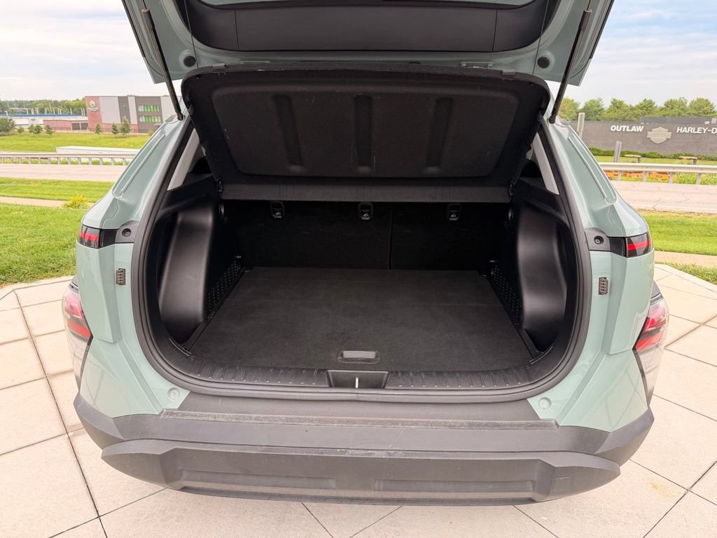 Used 2025 Hyundai Kona SEL AWD/4WD image 29