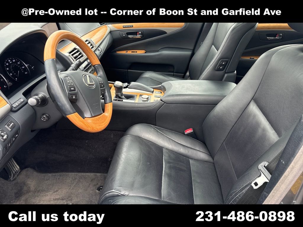 Used 2014 Lexus LS 460 L image 14