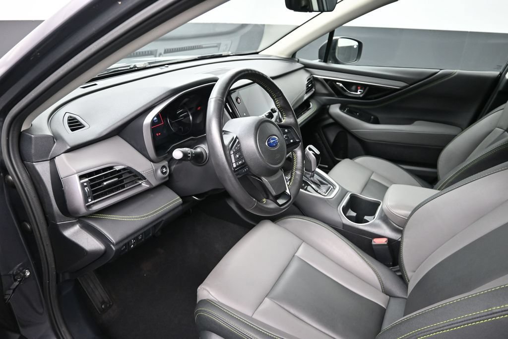 Used 2025 Subaru Outback Onyx Edition w/ Tech Package 3 AWD/4WD image 10