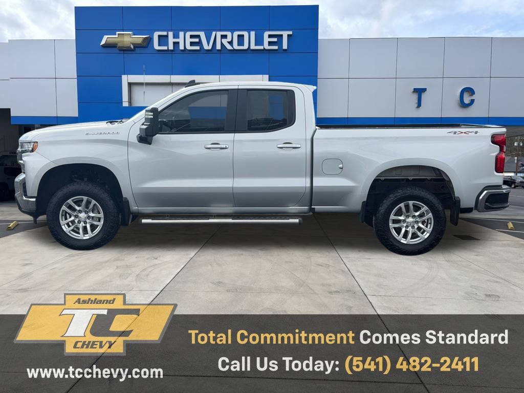 Used 2020 Chevrolet Silverado 1500 LT w/ All-Star Edition image 3