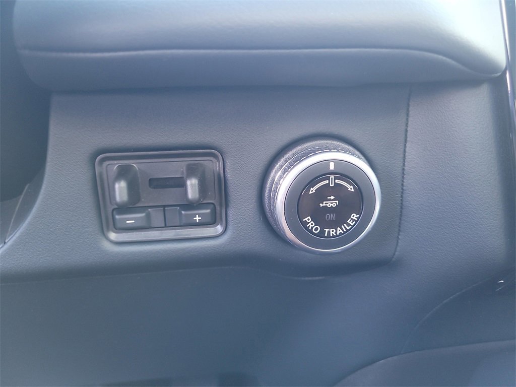 New 2025 Lincoln Navigator Black Label image 32