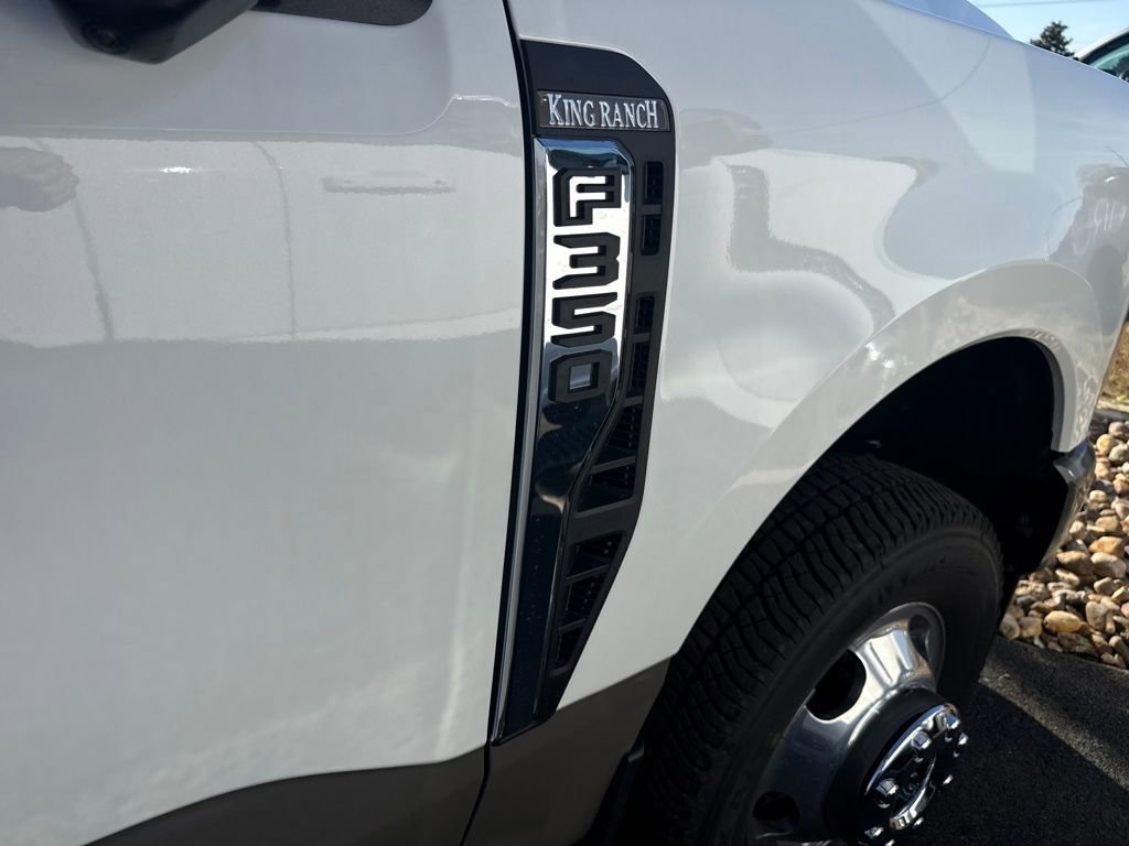 New 2026 Ford F350 King Ranch w/ FX4 Off-Road Package image 56