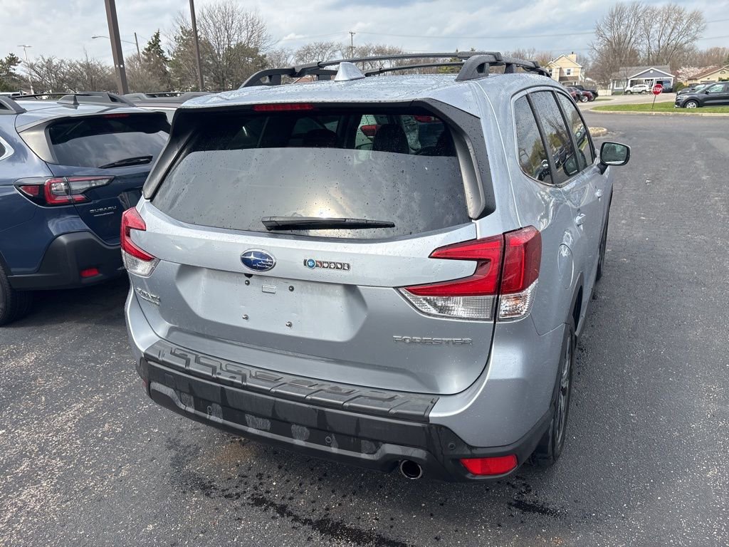 Certified 2023 Subaru Forester Limited image 3