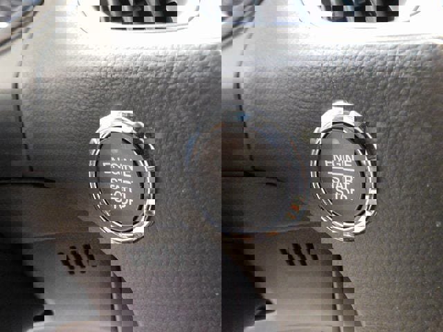 Used 2024 Ford Edge SE w/ Black Appearance Package image 22