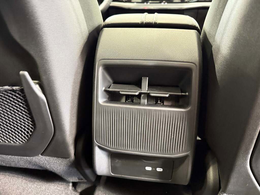 New 2025 Jeep Wagoneer S Limited image 27