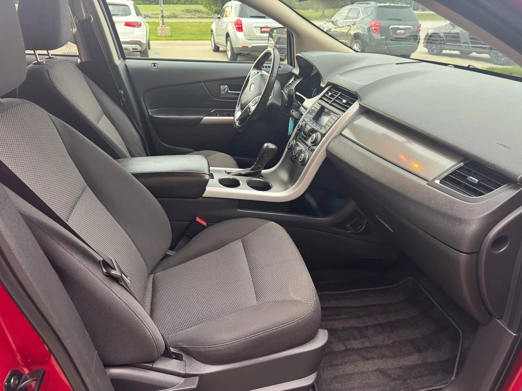 Used 2011 Ford Edge SEL image 15