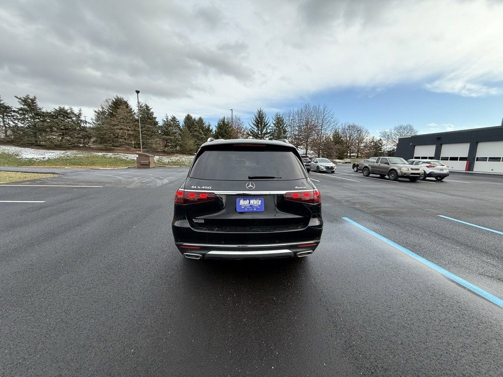 Used 2025 Mercedes-Benz GLS 450 4MATIC image 2