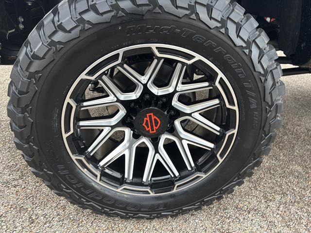 New 2026 Ford F250 Lariat w/ Black Appearance Package image 9