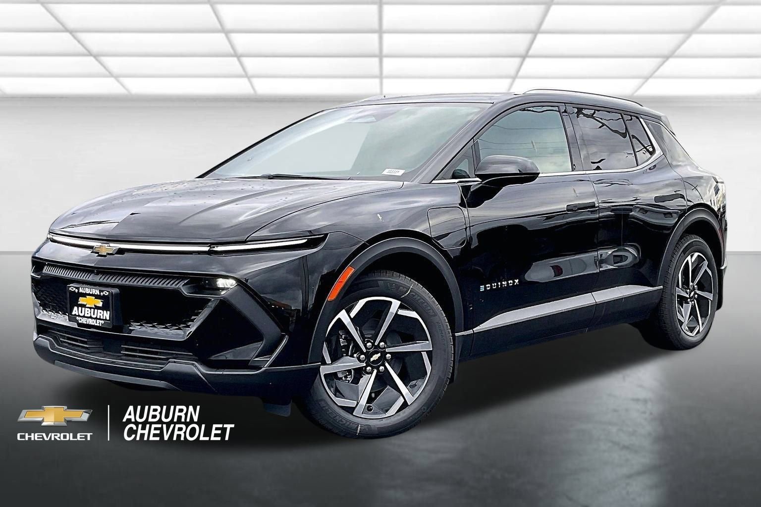 New 2026 Chevrolet Equinox EV LT AWD/4WD image 2