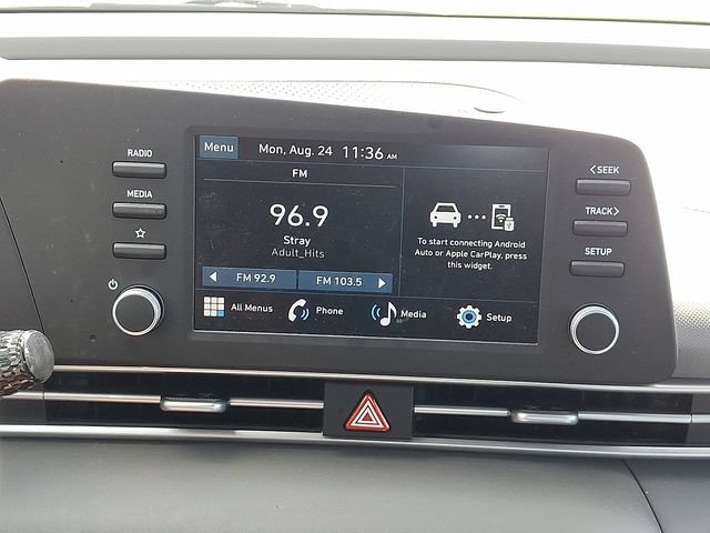 Certified 2026 Hyundai Elantra SE FWD image 16