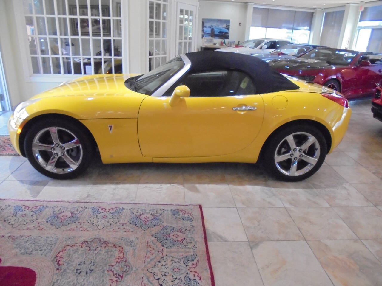 Used 2007 Pontiac Solstice Convertible RWD image 5