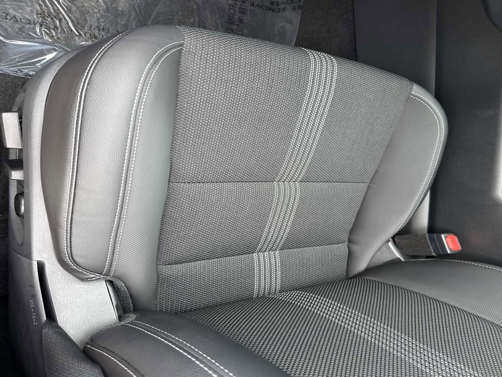 Used 2023 MAZDA CX-50 2.5 S w/ Accent Package image 29