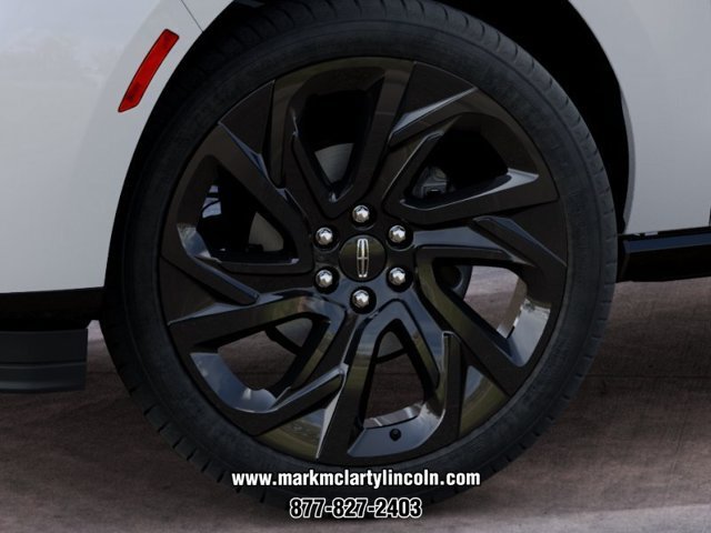 New 2027 Lincoln Navigator Black Label AWD/4WD image 19
