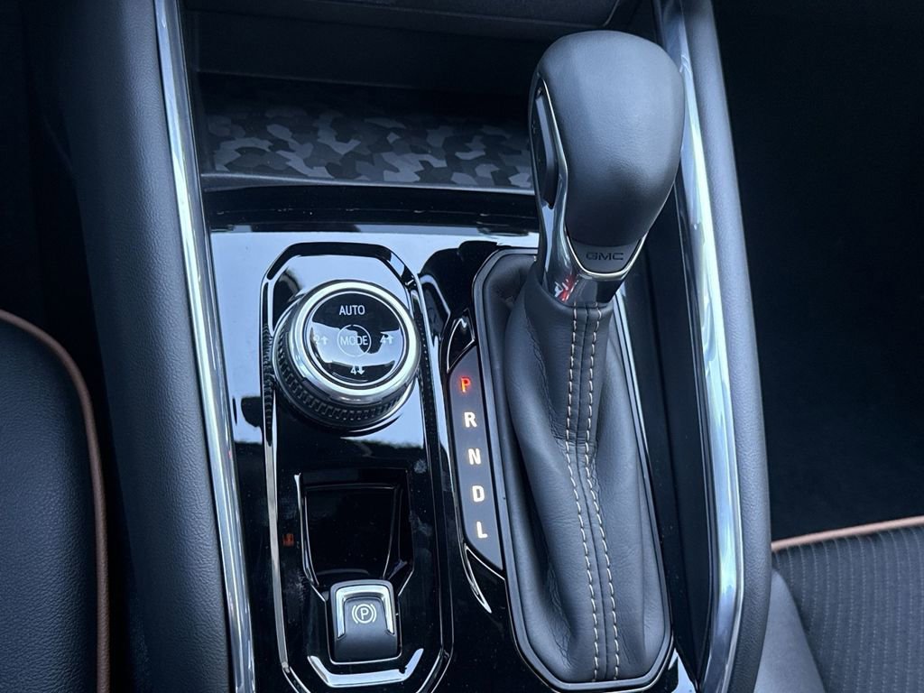 New 2026 GMC Canyon AT4 image 22