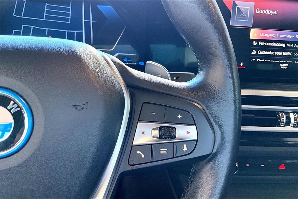 Used 2024 BMW 330e xDrive image 9