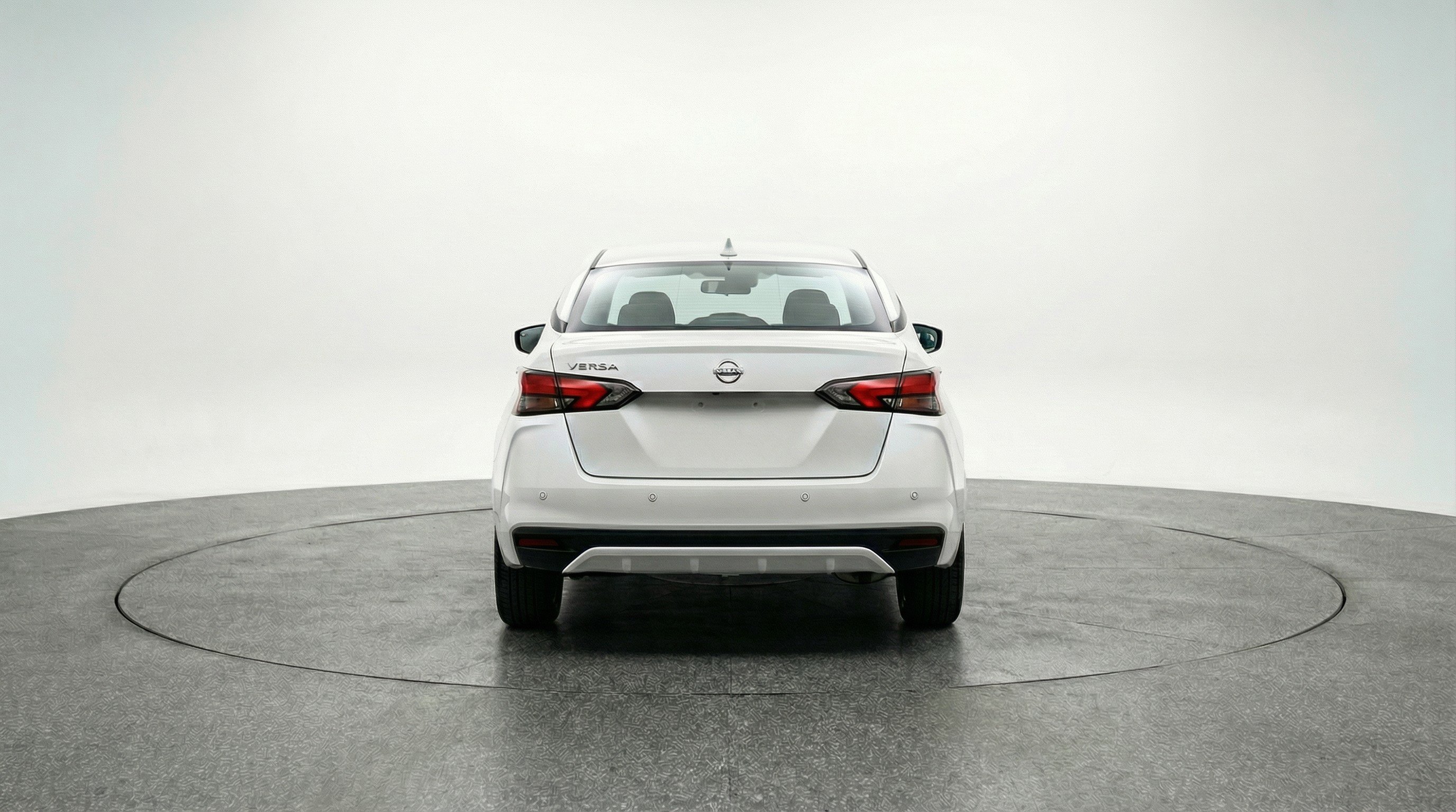 Used 2025 Nissan Versa SV FWD image 7