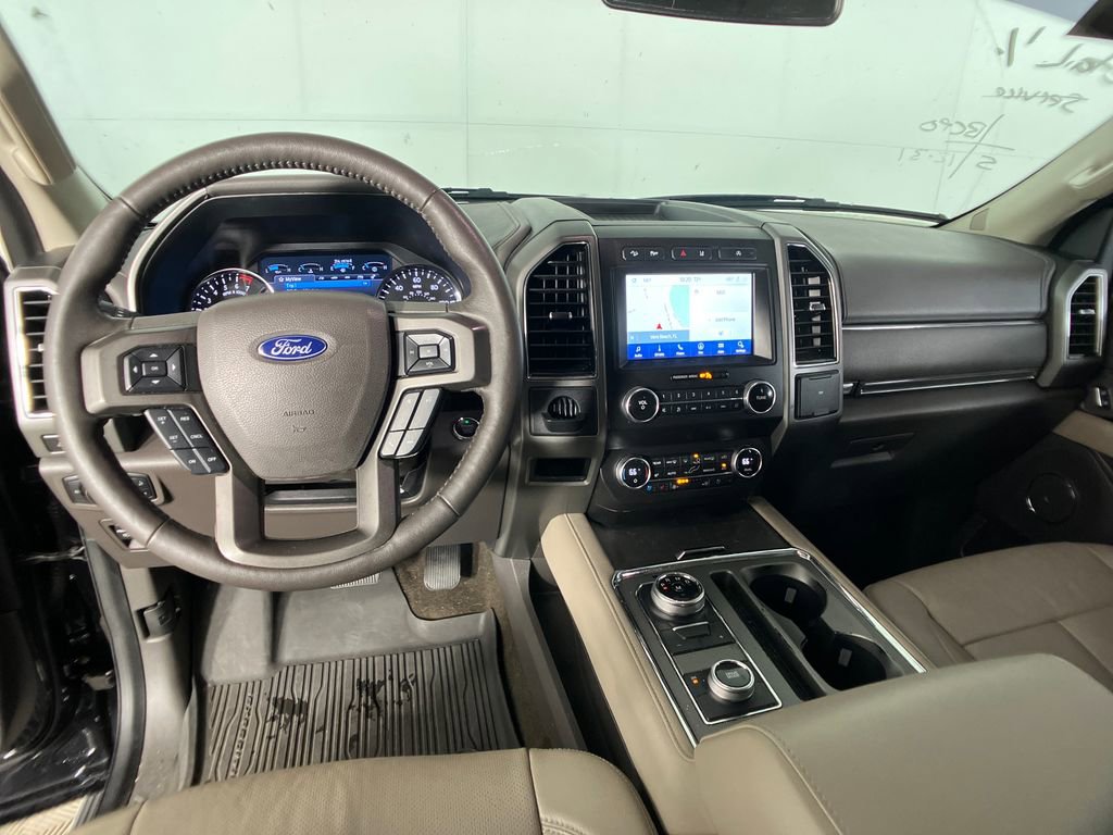 Certified 2020 Ford Expedition XLT w/ Equipment Group 202A image 7