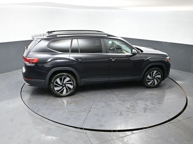 Used 2025 Volkswagen Atlas SE AWD/4WD image 40