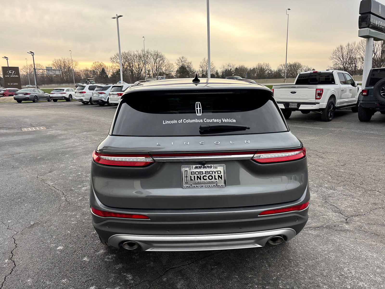 New 2026 Lincoln Corsair Reserve FWD image 6