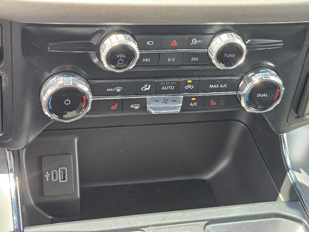 New 2025 Ford F150 XLT w/ Equipment Group 302A MID image 15