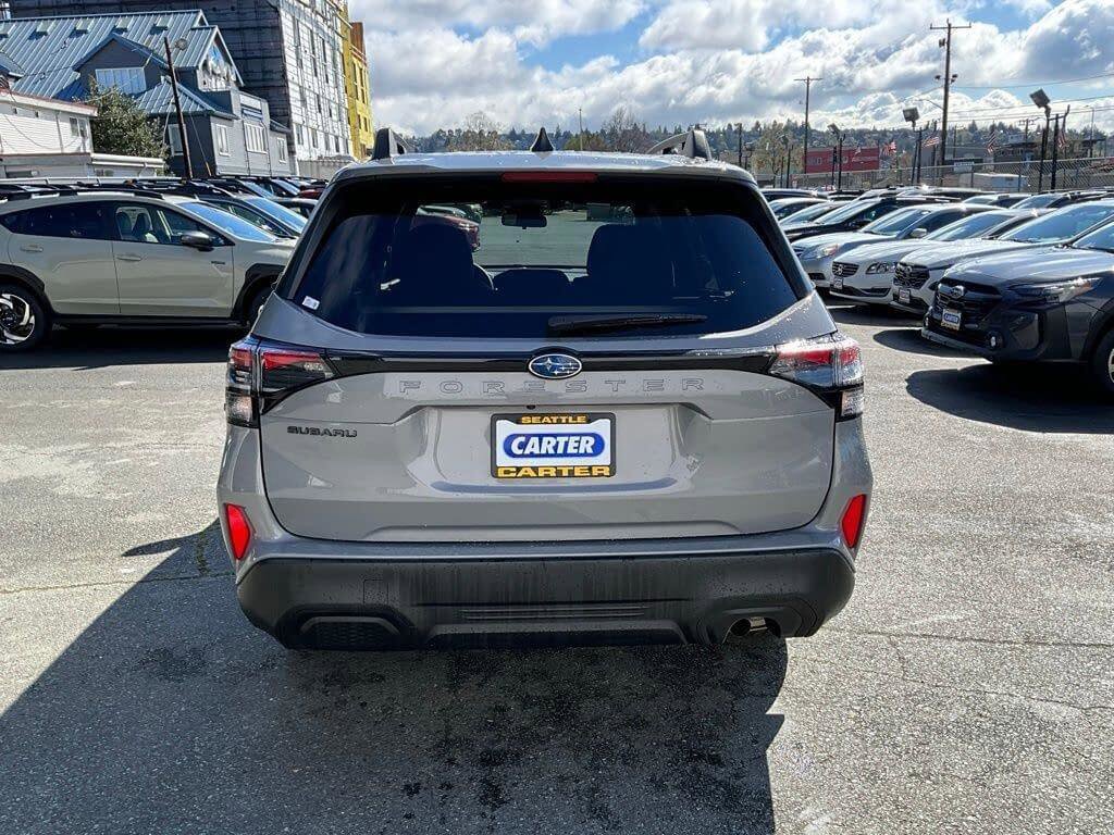 Certified 2025 Subaru Forester Premium image 8