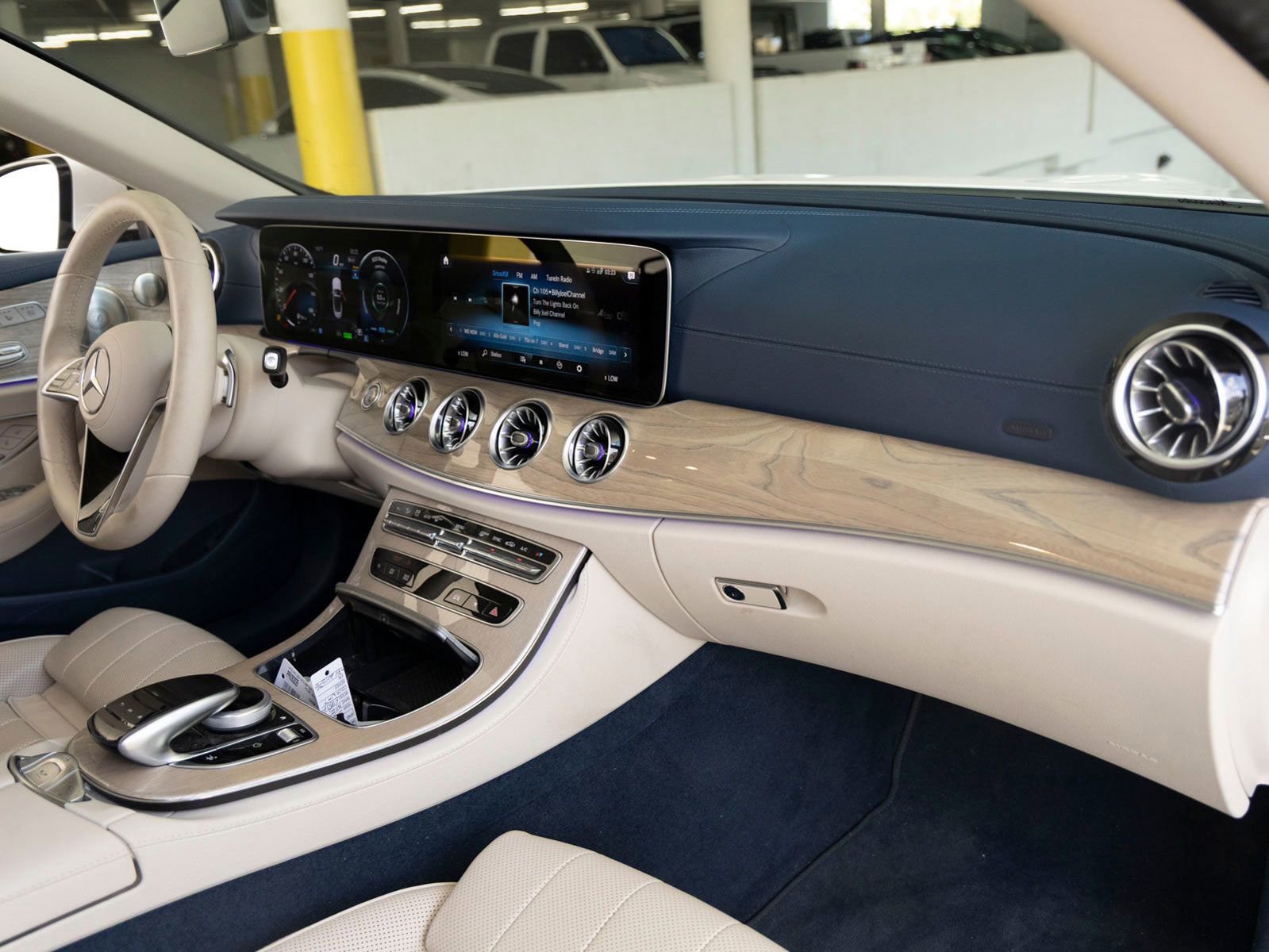 Used 2023 Mercedes-Benz E 450 Cabriolet image 22