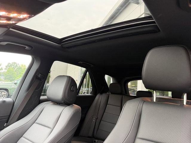 Certified 2025 Mercedes-Benz GLE 450e 4MATIC image 6