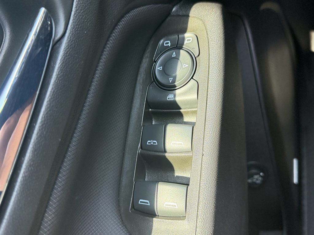 Used 2024 Chevrolet Equinox RS w/ RS Leather Package FWD image 34