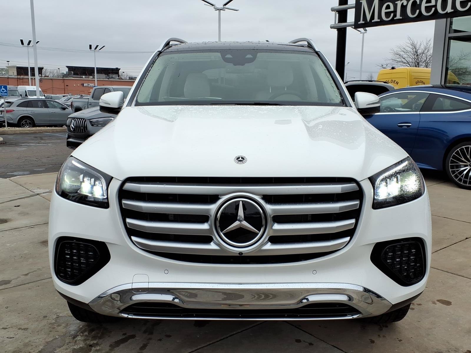 New 2026 Mercedes-Benz GLS 450 4MATIC image 2