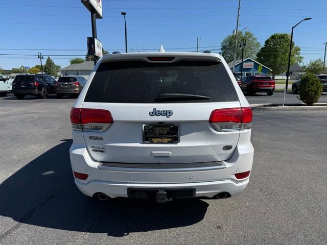 Used 2017 Jeep Grand Cherokee Overland AWD/4WD image 4